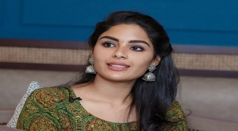 சம்யுக்தா மேனன் தன் பெயரில் செய்த மாற்றத்தை பார்த்த ரசிகர்கள் பாராட்டு